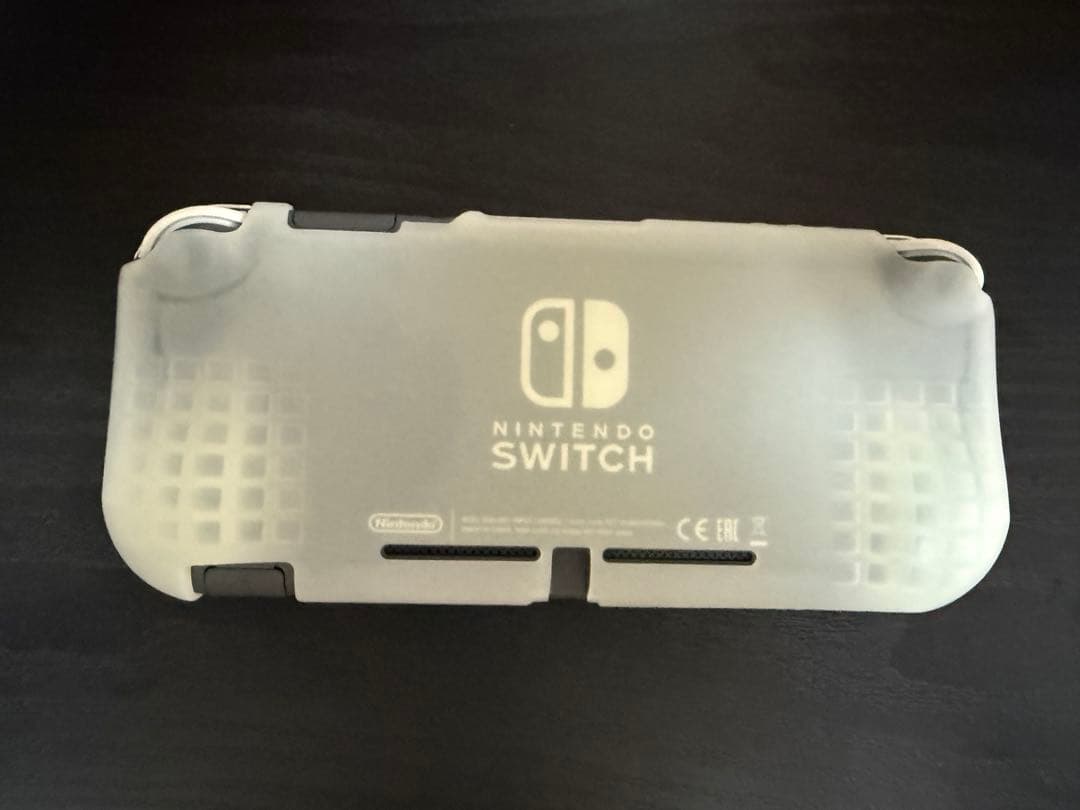 任天堂 スイッチ ライト グレー カバー キャリングケース