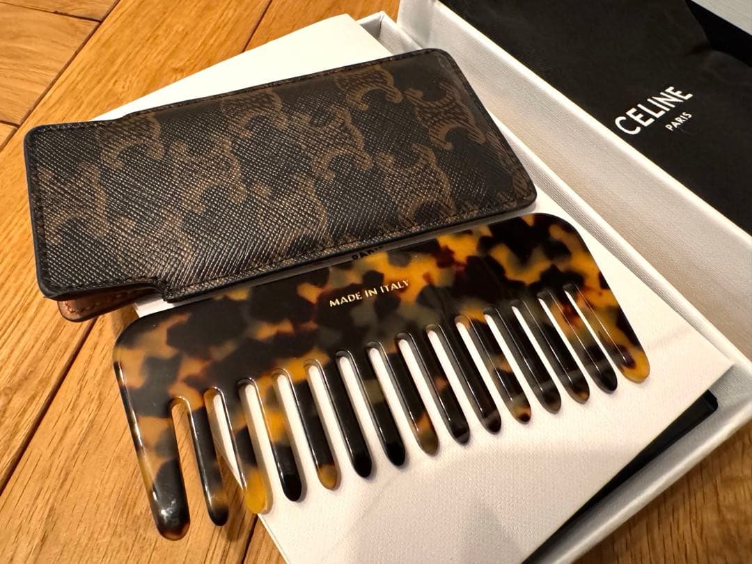 【CELINE】スモール ヘアコーム / トリオンフ