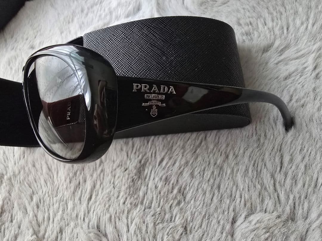 新品未使用✨PRADA SPR260 サングラス NERO