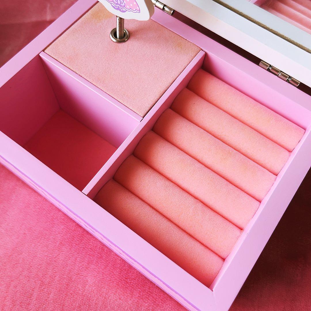 希少レア　ハローキティ　オルゴール付き　ジュエリーケース　2005 USA