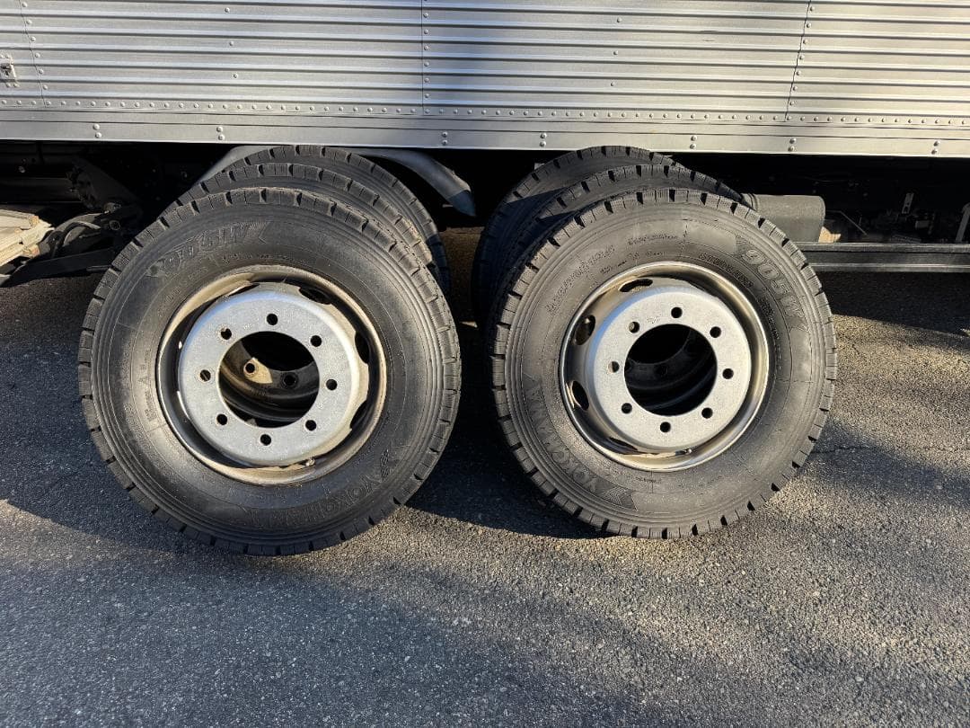 23年製 溝8割 265/70R19.5 ヨコハマ 905W ホイール付 6本