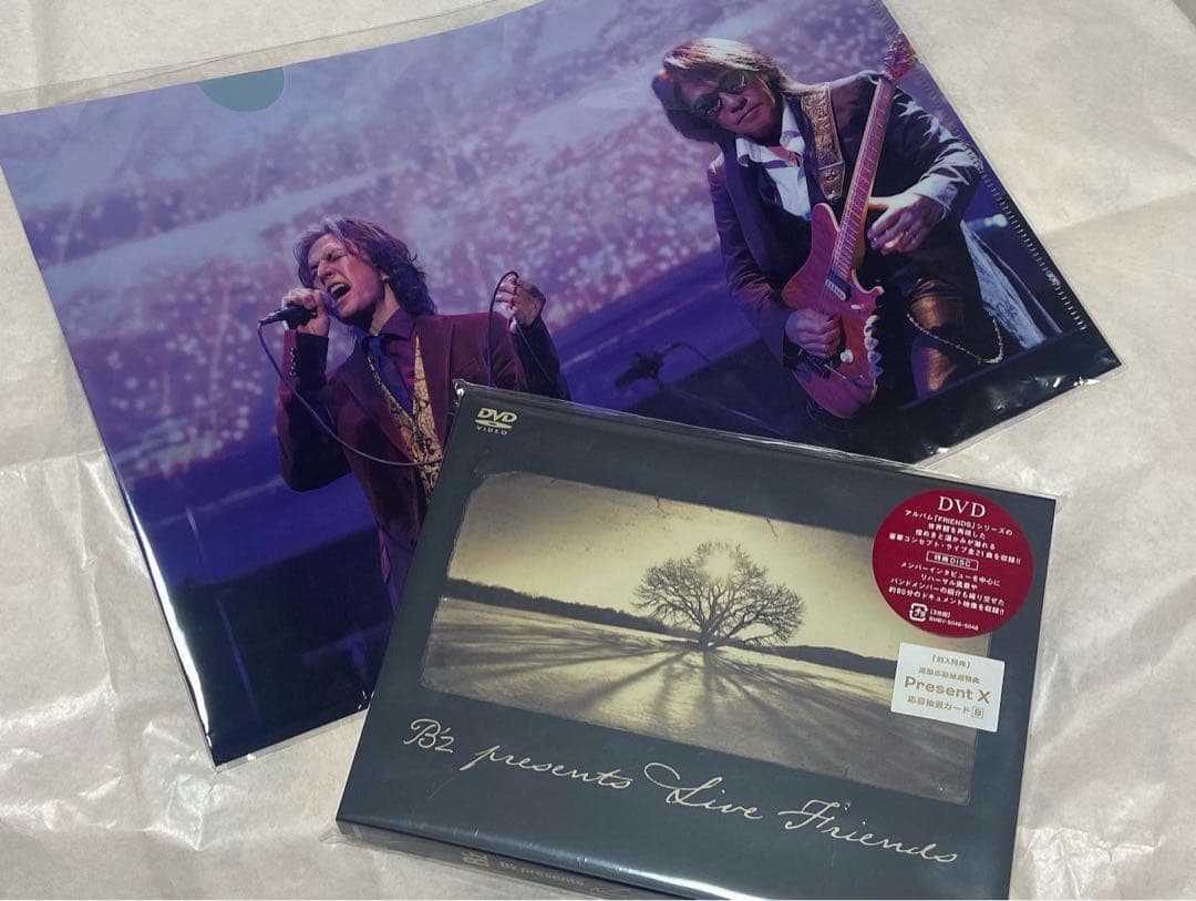 B'z presents LIVE FRIENDS〈3枚組〉特典ファイル付き新品