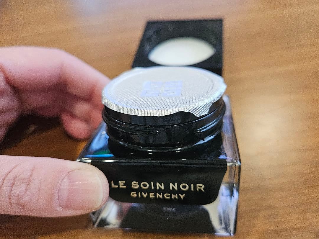 新品　GIVENCHY クレーム ユー N 　アイクリーム