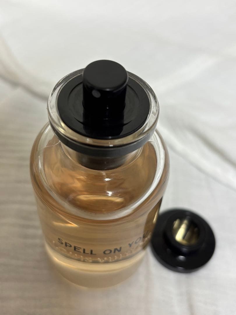 LOUIS VUITTON SPELL ON YOU ルイヴィトン