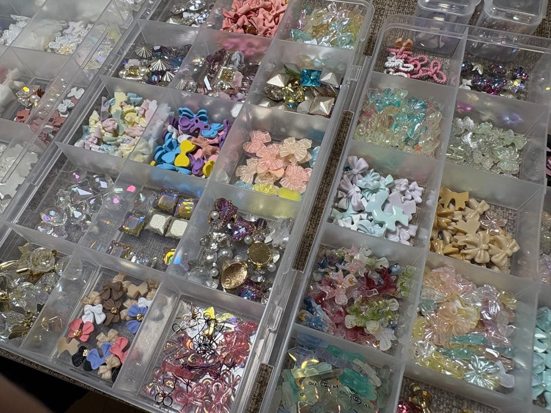 ネイルパーツ 約100個セット 多色