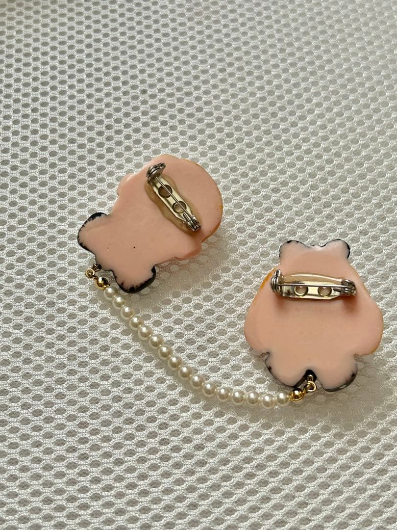 weekendsウィークエンズ 男の子女の子ブローチ