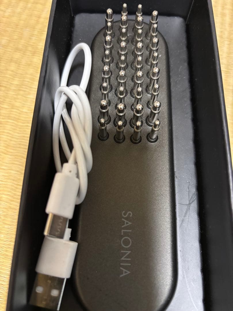 SALONIA EMS LIFT BRUSH 3D CARE ブラック