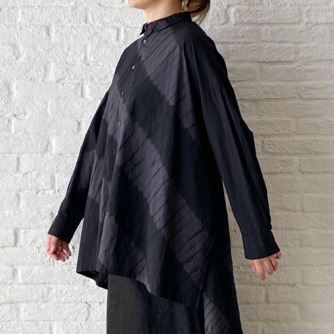 パドカレ　インドオーガニックコットン　有松絞り　竜巻流水絞りブラウス