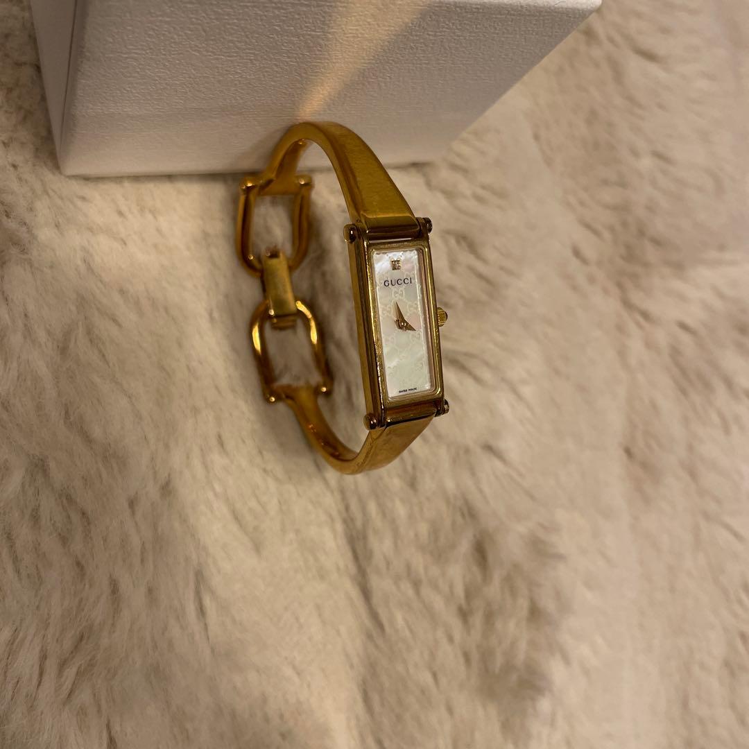 GUCCI ゴールド ブレスレット時計