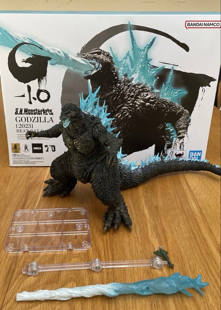 S.H.MonsterArts ゴジラ 2023 放射熱戦version 箱付き