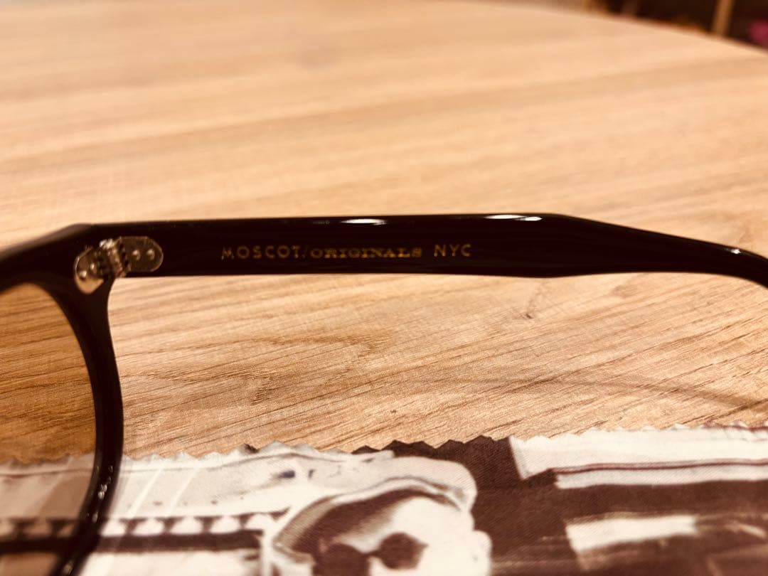 MOSCOT オリジナル 黒 サングラス ケース付き