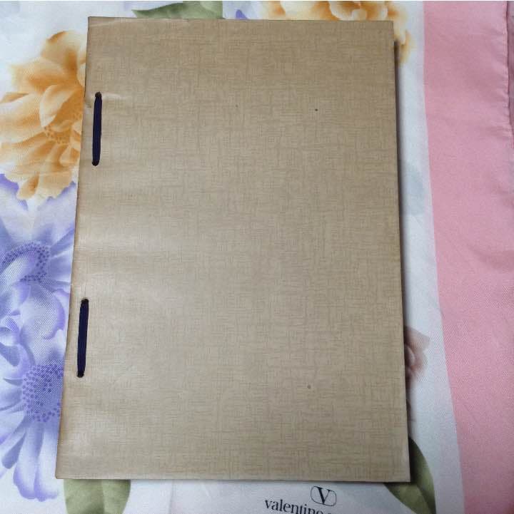 未生流明治45年の生け方の図書です。中の絵は綺麗に保存されています。