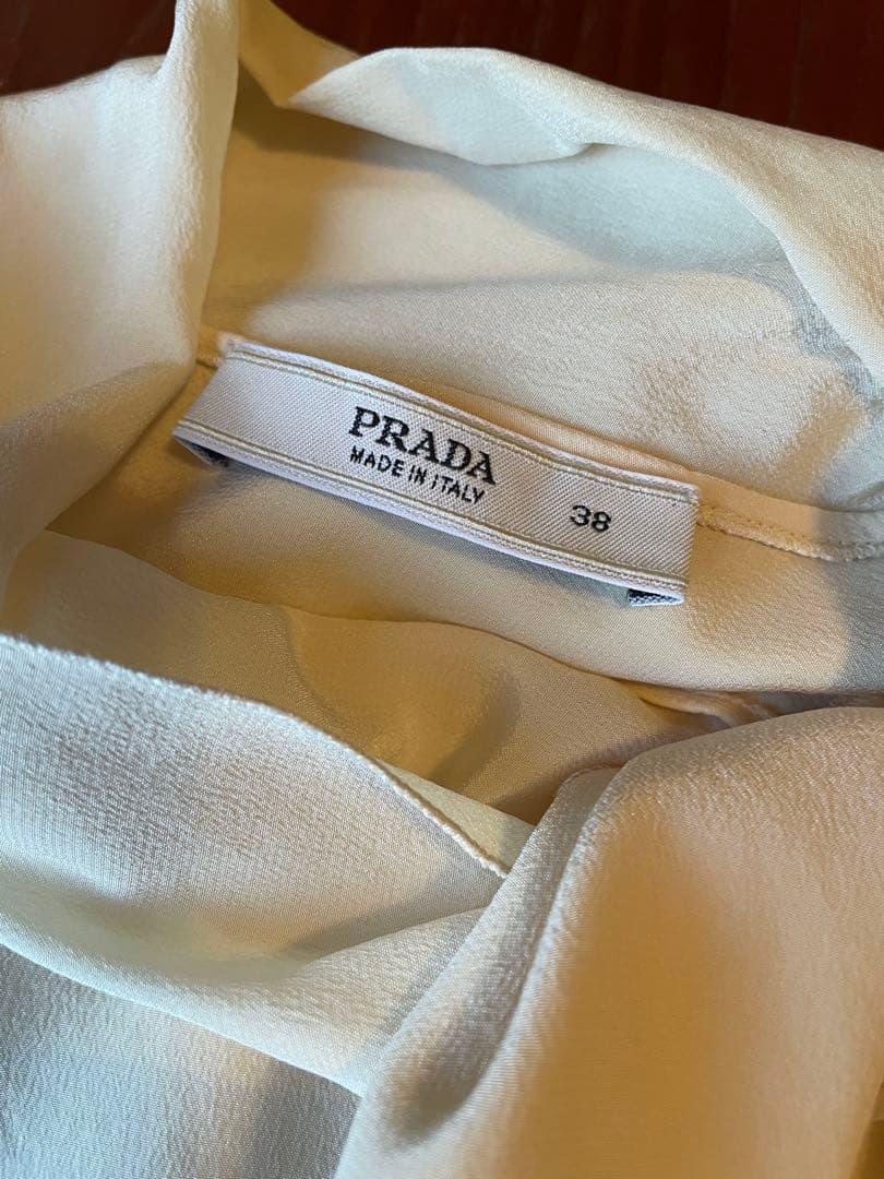 【新春限定】プラダ　PRADA アイボリー リボンブラウス38 s