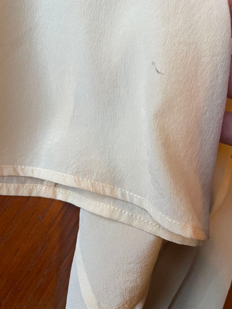 【新春限定】プラダ　PRADA アイボリー リボンブラウス38 s