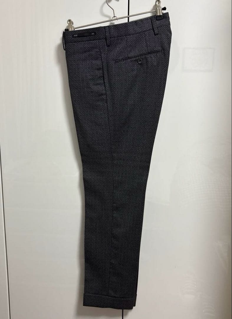 美品 PT01 スラックス パンツ