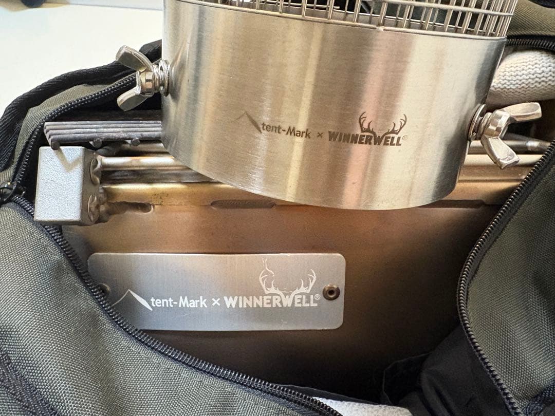 FUTURE FOX テント前幕タープ　テンマクデザイン　薪ストーブ　反射板