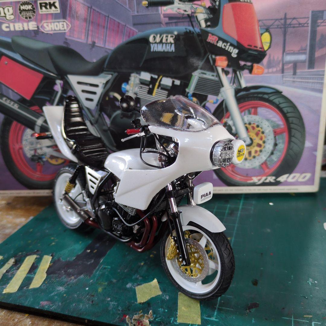 XJR400 プラモデル 族車仕様 デュアルカウル付き