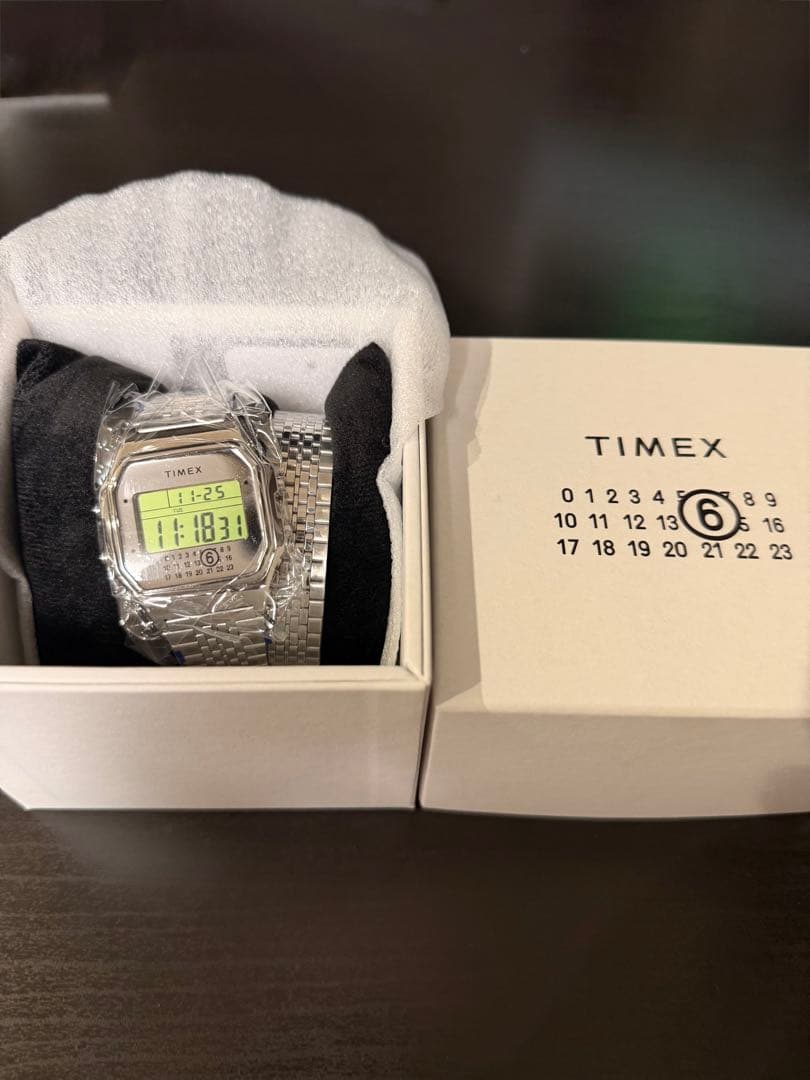 ニ*ル様 TIMEX×MM6 Maison Margiela 腕時計 T80 s