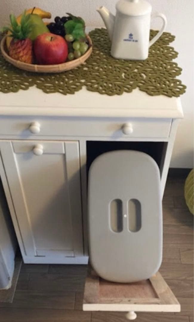 未使用展示品☆送料込☆カントリー調家具⭐️オシャレなゴミ箱☆