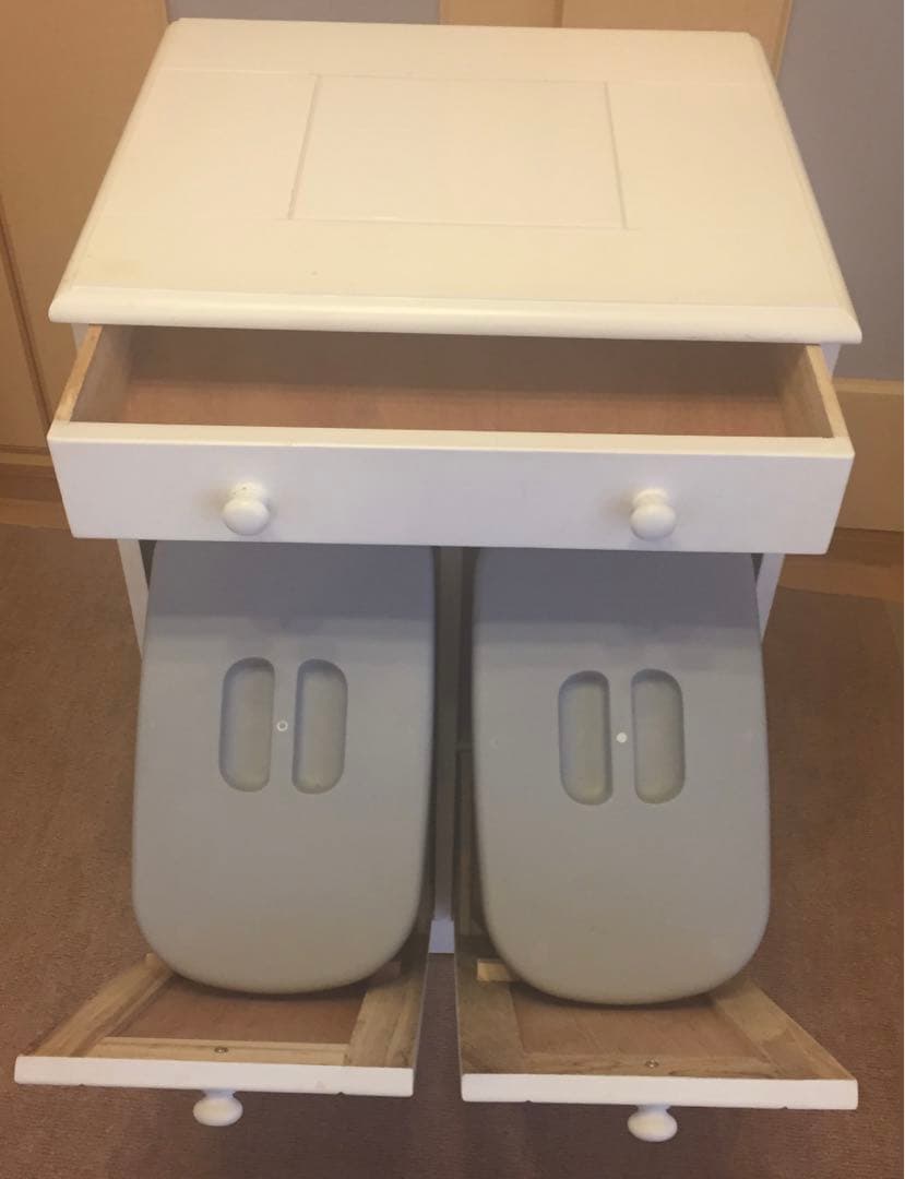 未使用展示品☆送料込☆カントリー調家具⭐️オシャレなゴミ箱☆