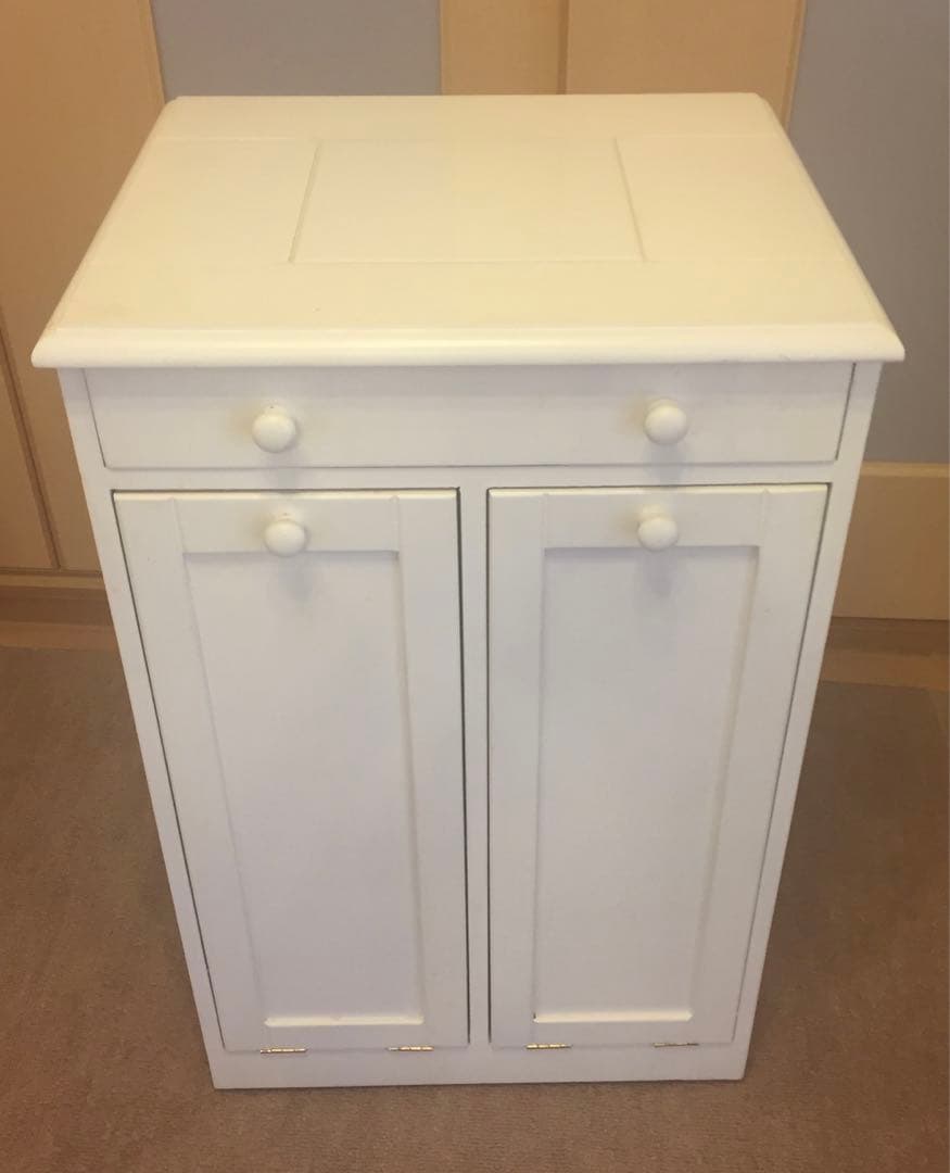 未使用展示品☆送料込☆カントリー調家具⭐️オシャレなゴミ箱☆