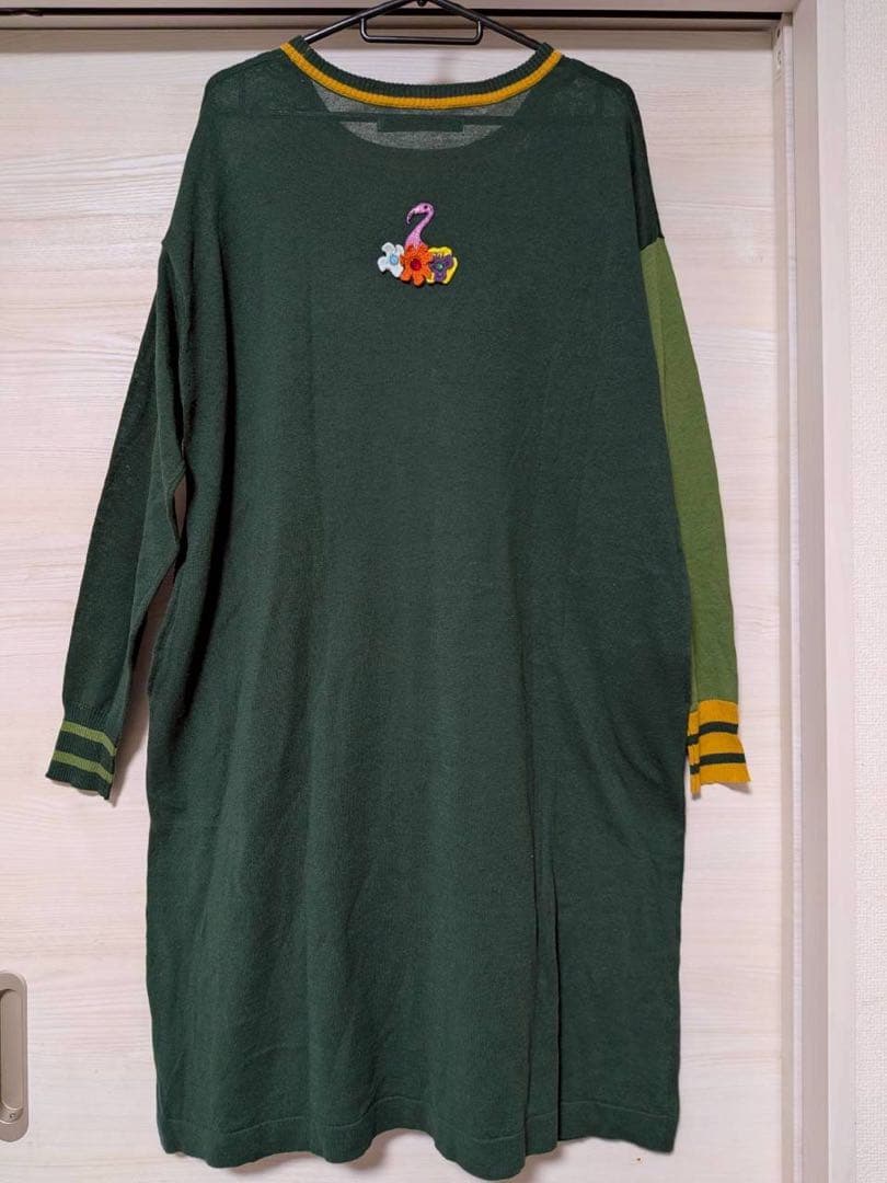 アルベロ2608◆ダークグリーン 花柄刺繍 長袖チュニック