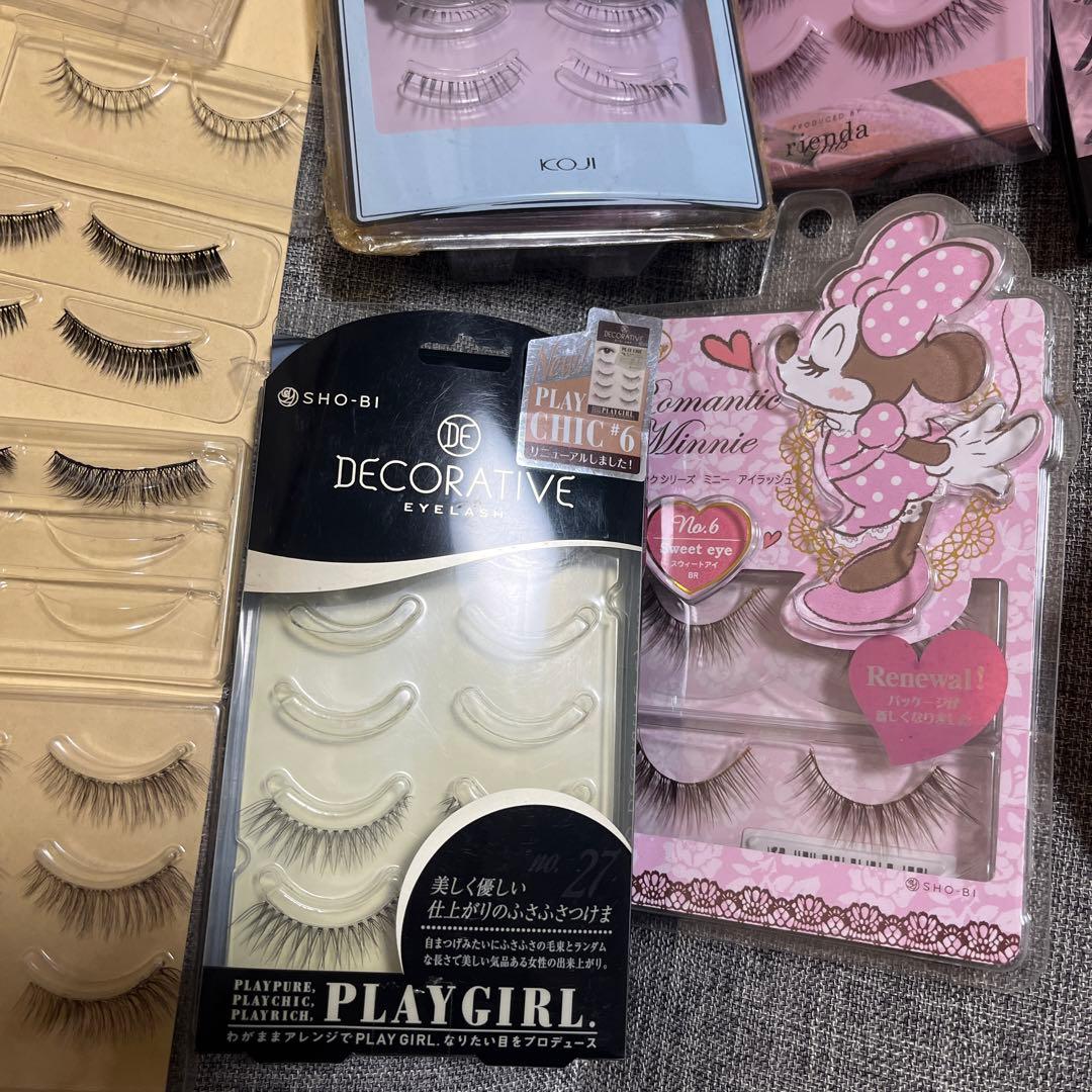 中身更新しました　つけまつげ　バラ売りも可