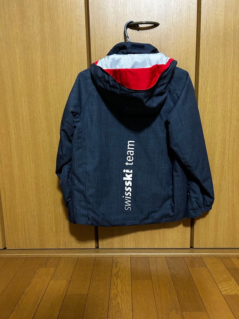 『美品』値下げしました。DESCENTE スキーウェア 子ども用 150サイズ