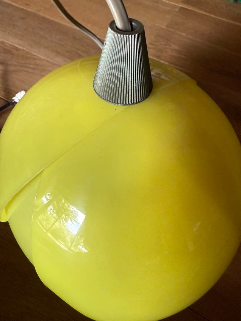 昭和レトロ　喫茶店　照明　チューリップ　イエロー　ペンダントライト　キッチン