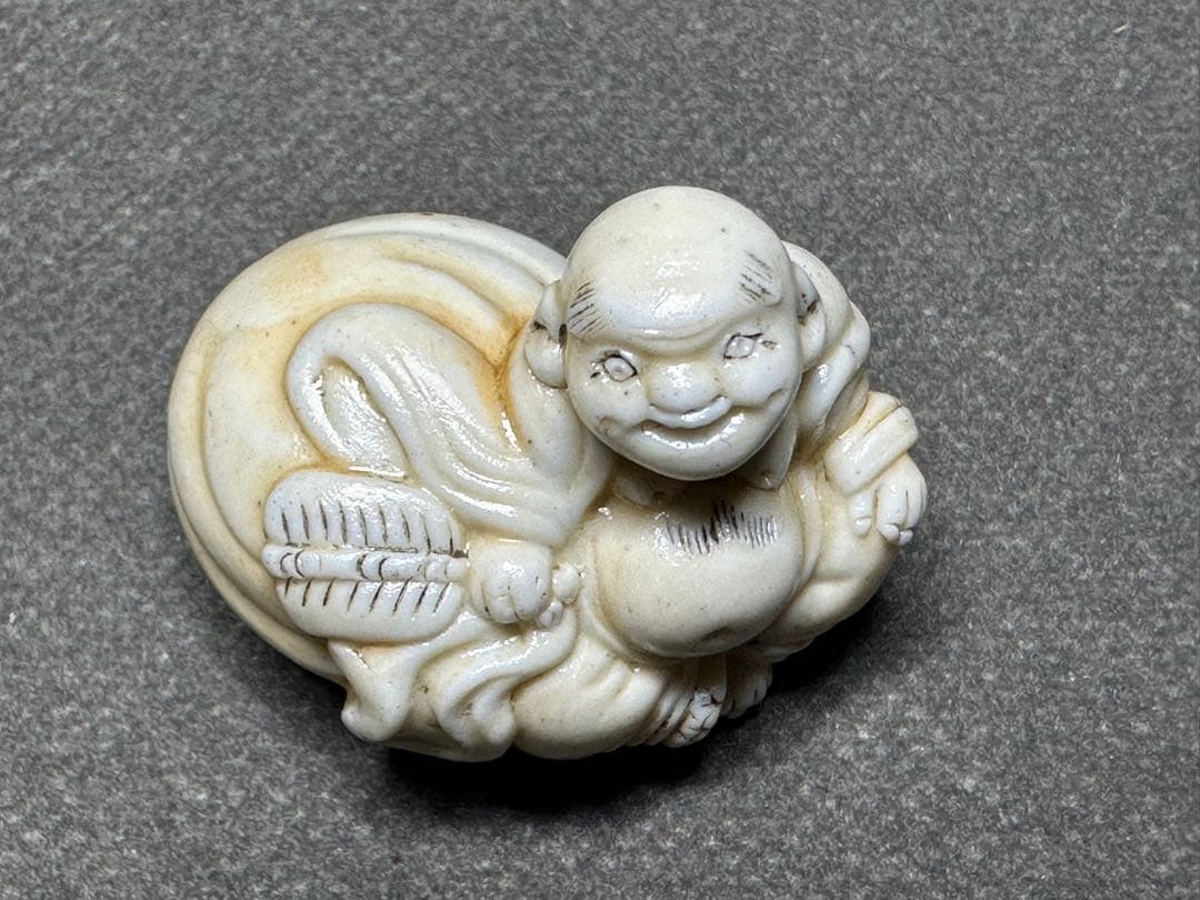 根付　アンティーク　骨董　飾り物　古美術品　 置物　細密細工