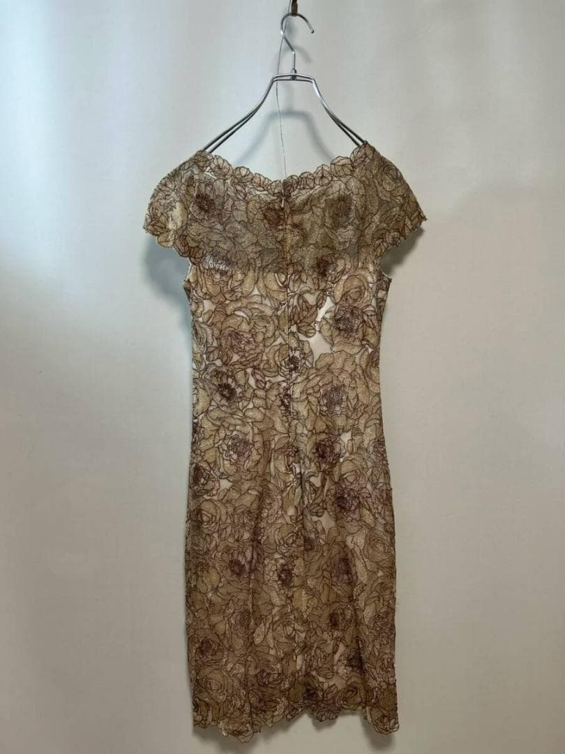 tadashi shoji ベージュレースタイトワンピース