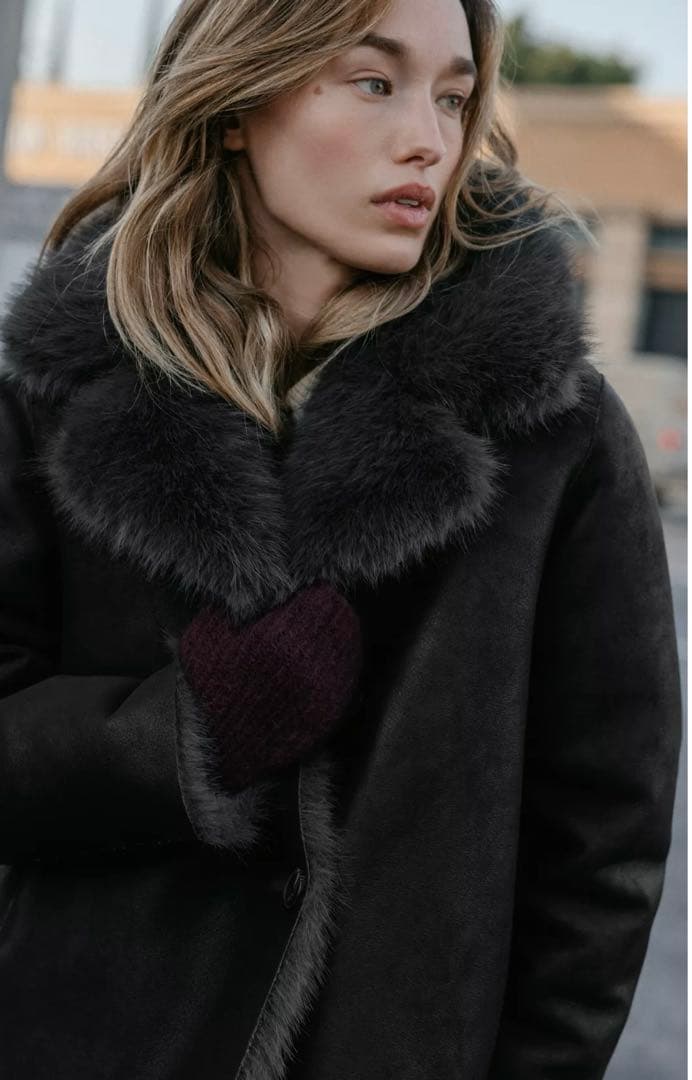 ZARA リバーシブル　ショートフェイクファーコート　S 新品