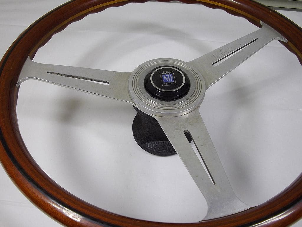 当時物！NARDI ナルディ クラッシック ウッドステアリング・ハンドル 365
