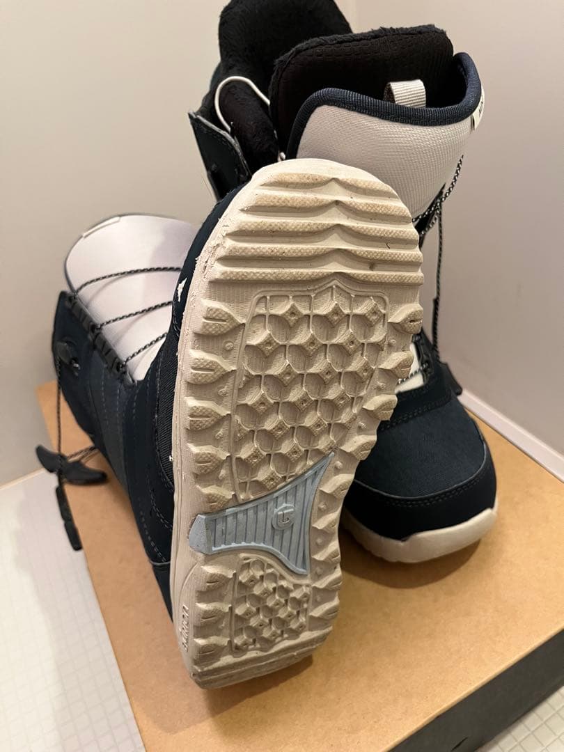 BURTON スノーボードブーツ MINT 22cm