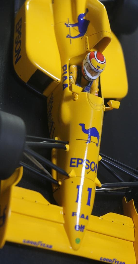スパーク製　ロータス・ジャッド１０１　1／１８　１９８９イギリスGP　Ｎピケ仕様