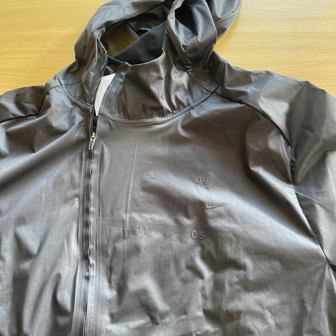 新品NIKE テックパック ランニングジャケット黒M