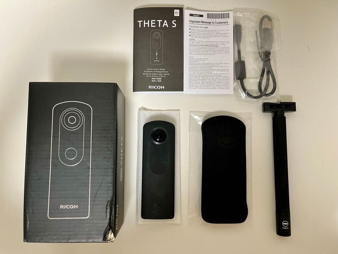 RICOH THETA S （専用自撮り棒付き）