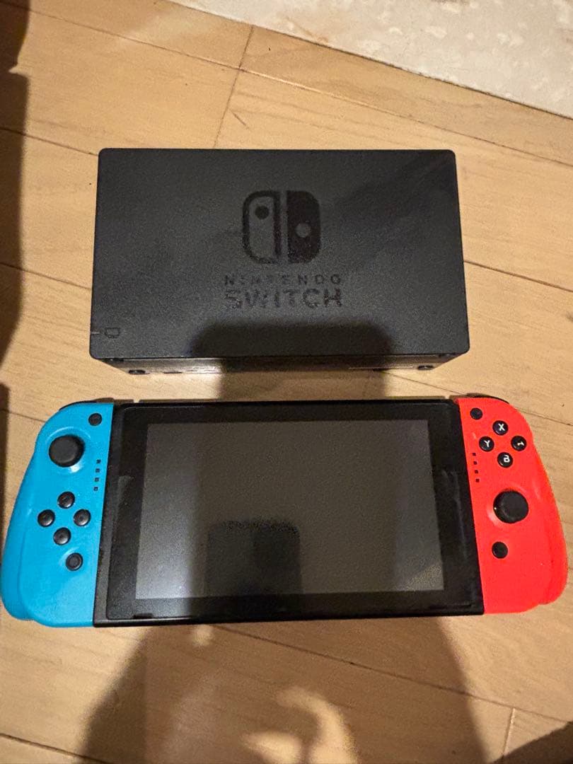 Nintendo Switch 本体 青/赤 Joy-Con
