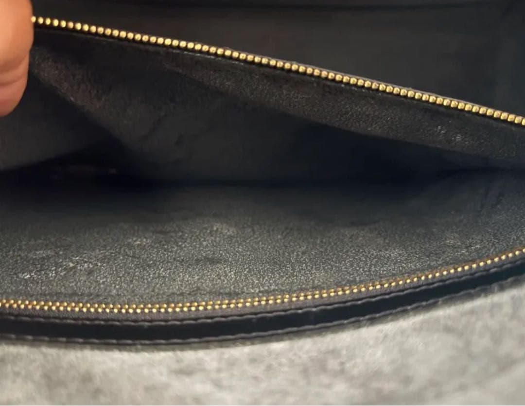 最終値下げLouis Vuitton エピレザー ビジネスバッグ ブラック