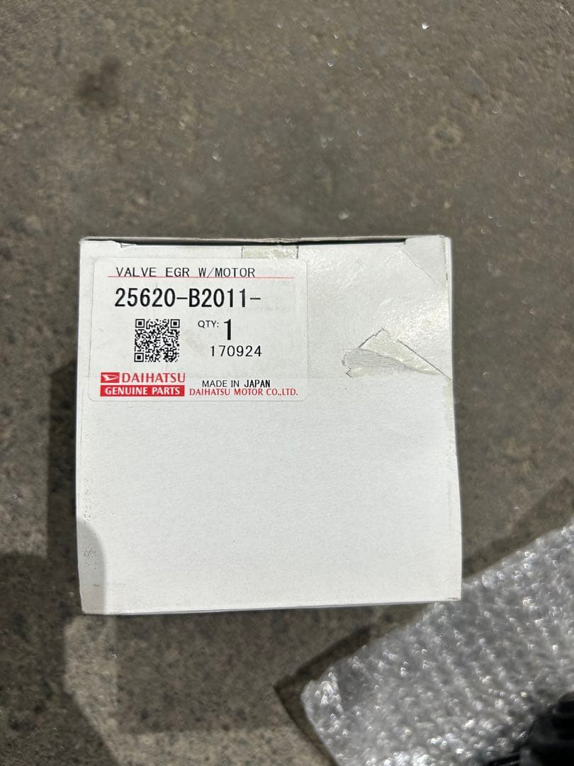 ダイハツ　EGRバルブ　新品