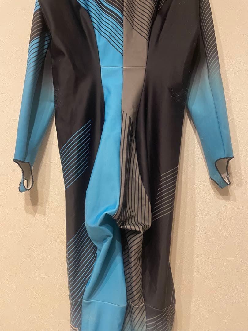 アルペンスキーワンピース　FIS適合　デサント　M size 美品