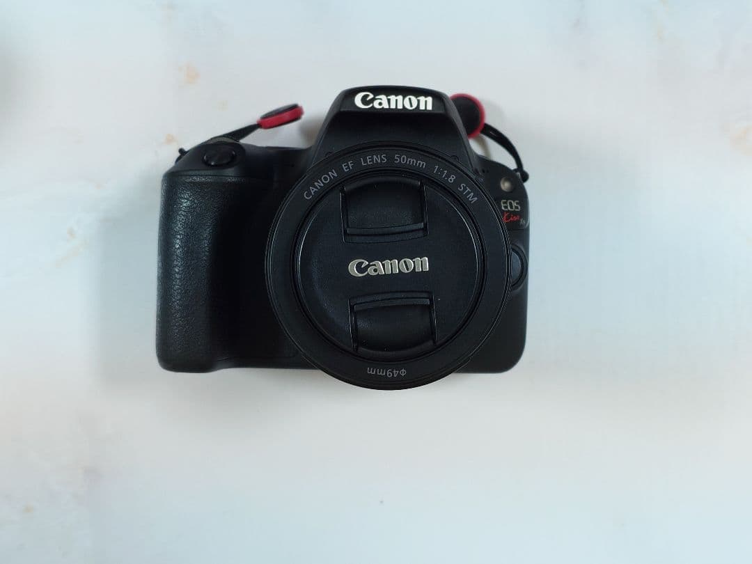 Canon EOS kiss x9 ダブルズームキット 値下げ不可