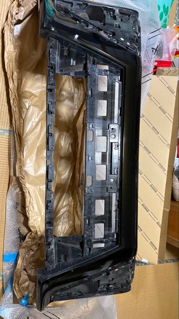 モデリスタ製　シグネチャーイルミブレード　80 ヴォクシー とバンパー