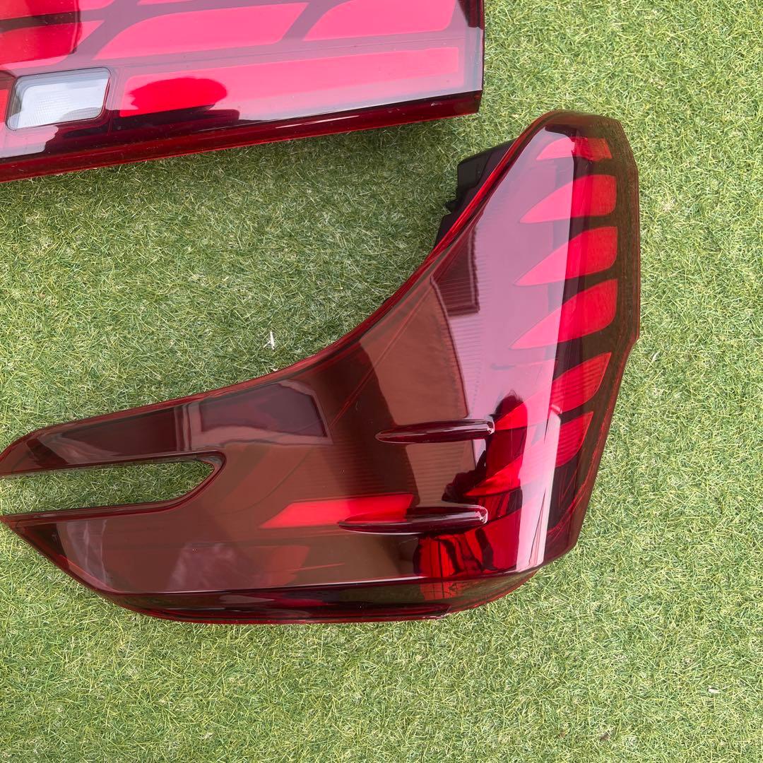 40風アルファード 30後期テールガーニッシュ