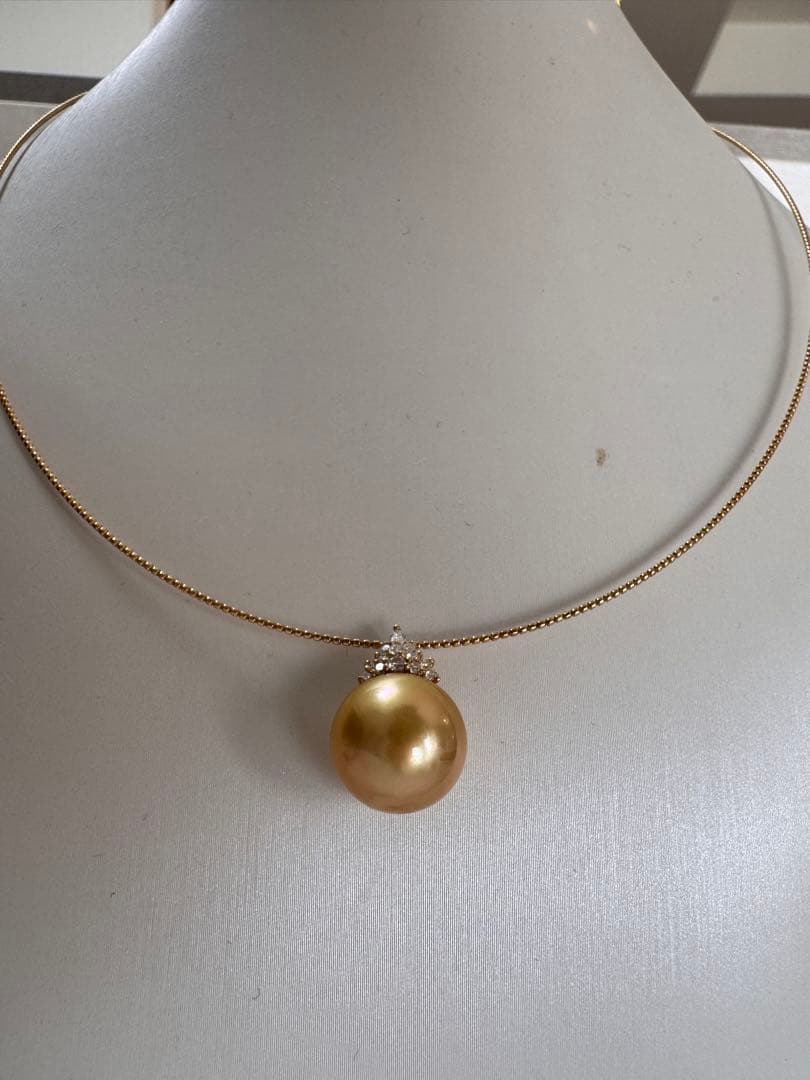 新品　高品質天然南洋白蝶ゴールデンパールペンダント