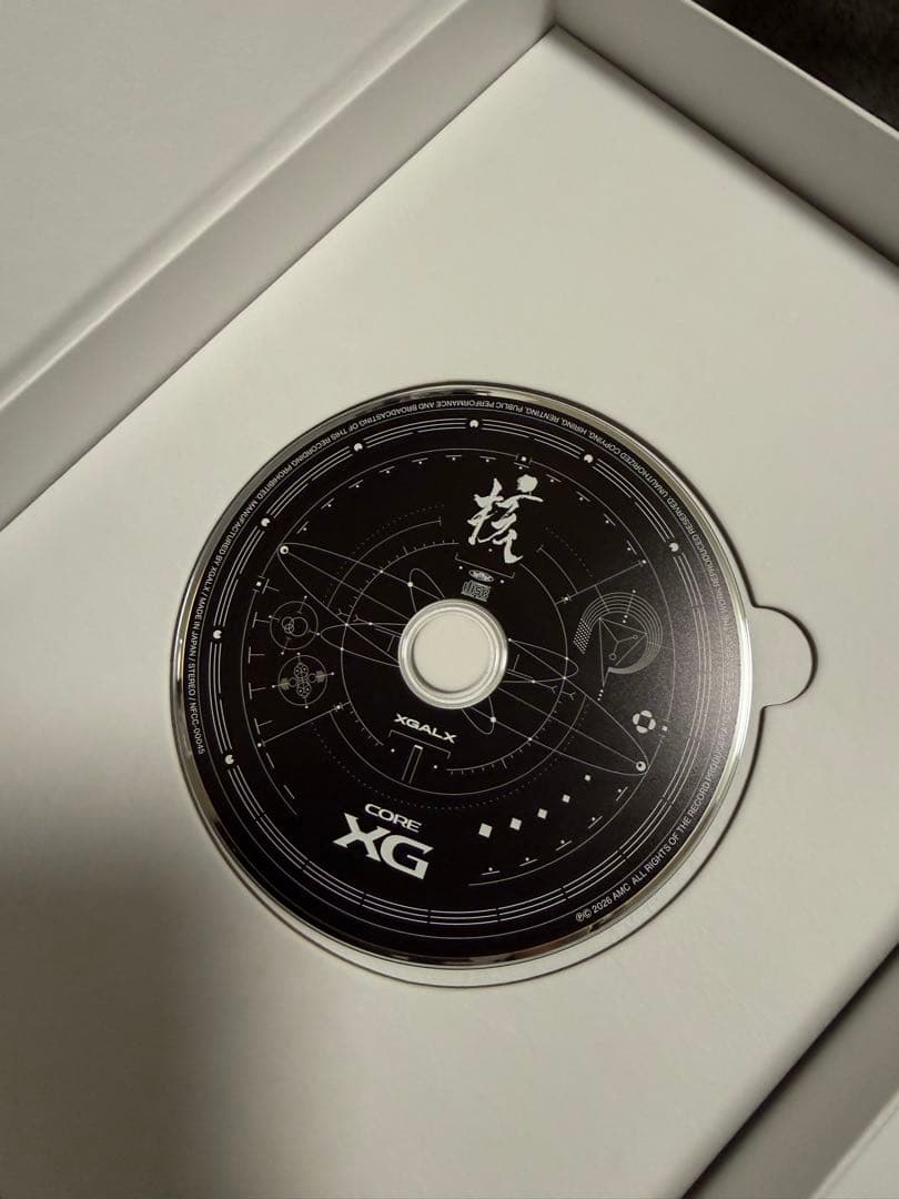 XG 1st \"THE CORE - 核\" CD 9点