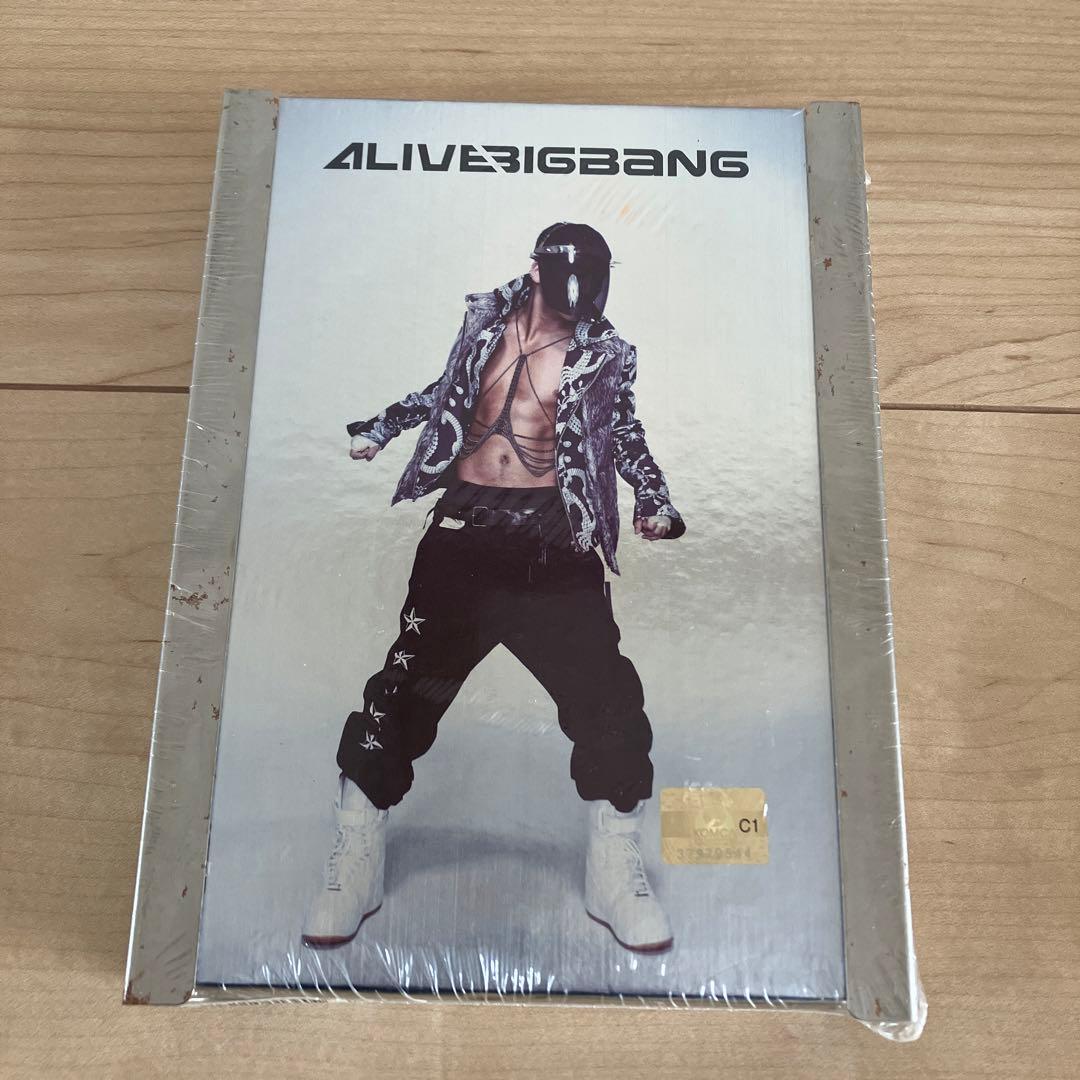 【新品未開封】韓国　SEUNGRI ALIVE スンリ CD トレカ