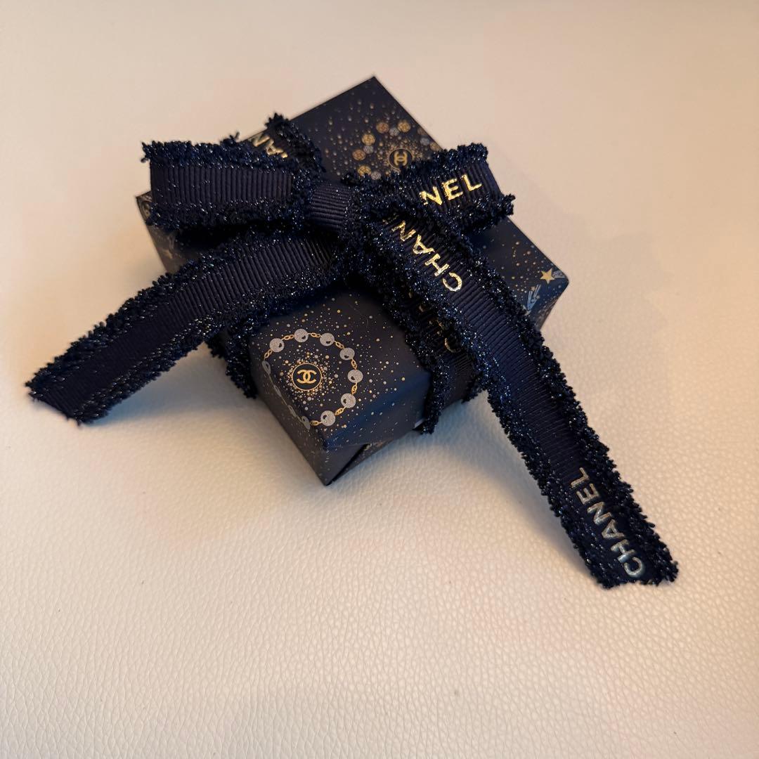 新品未開封★プレゼント包装 CHANEL 2025クリスマスコフレ香水セット