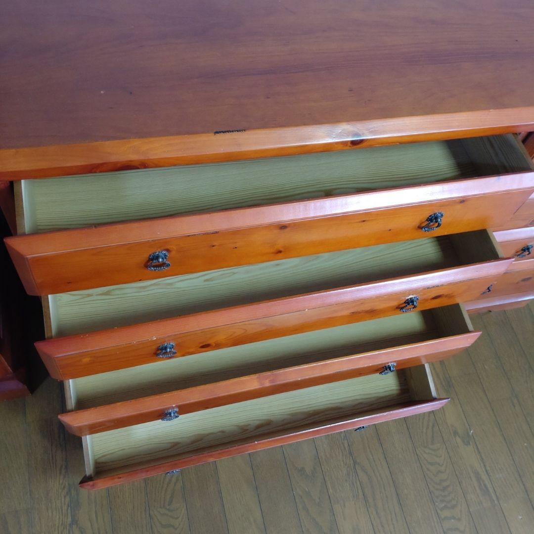 アンティーク風　木製チェスト