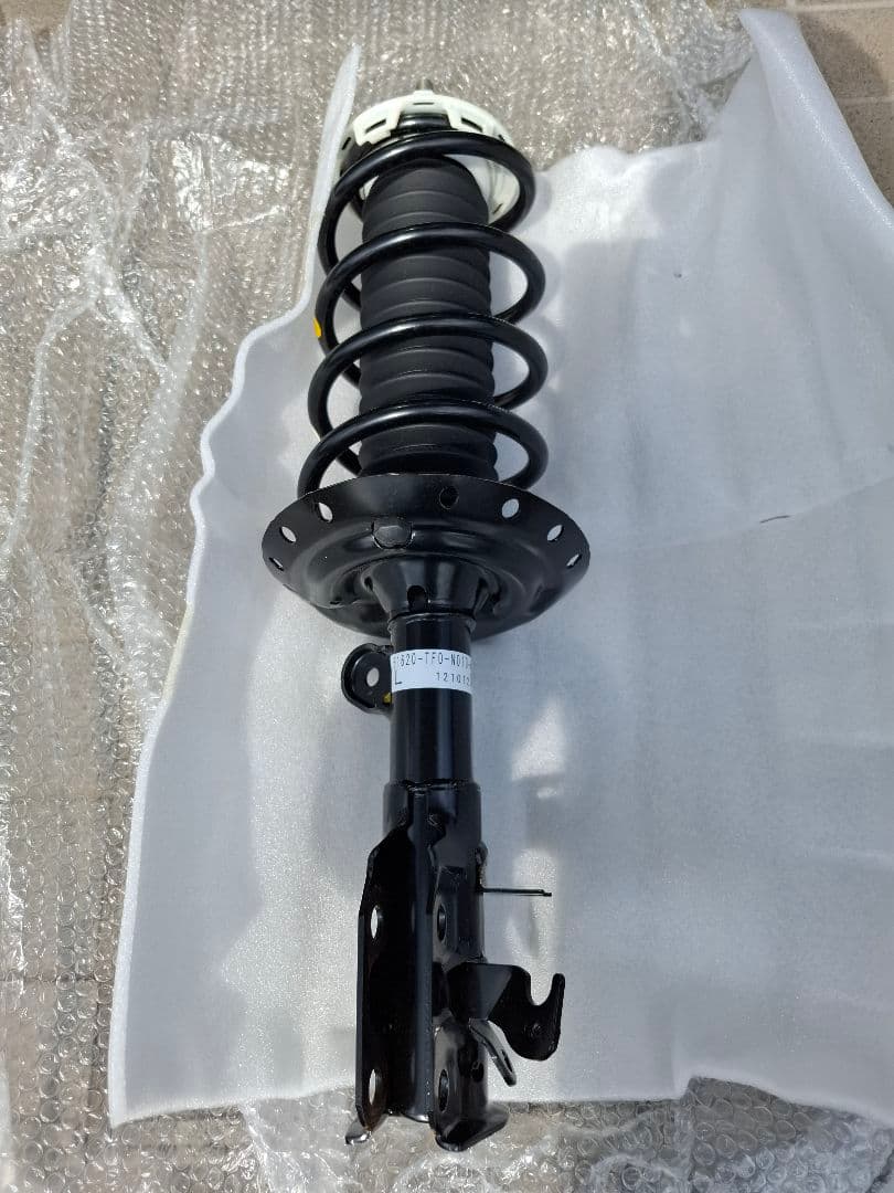 【値下げ】ホンダ フィット RS GE8 サスペンションキット(一式) 新車外し